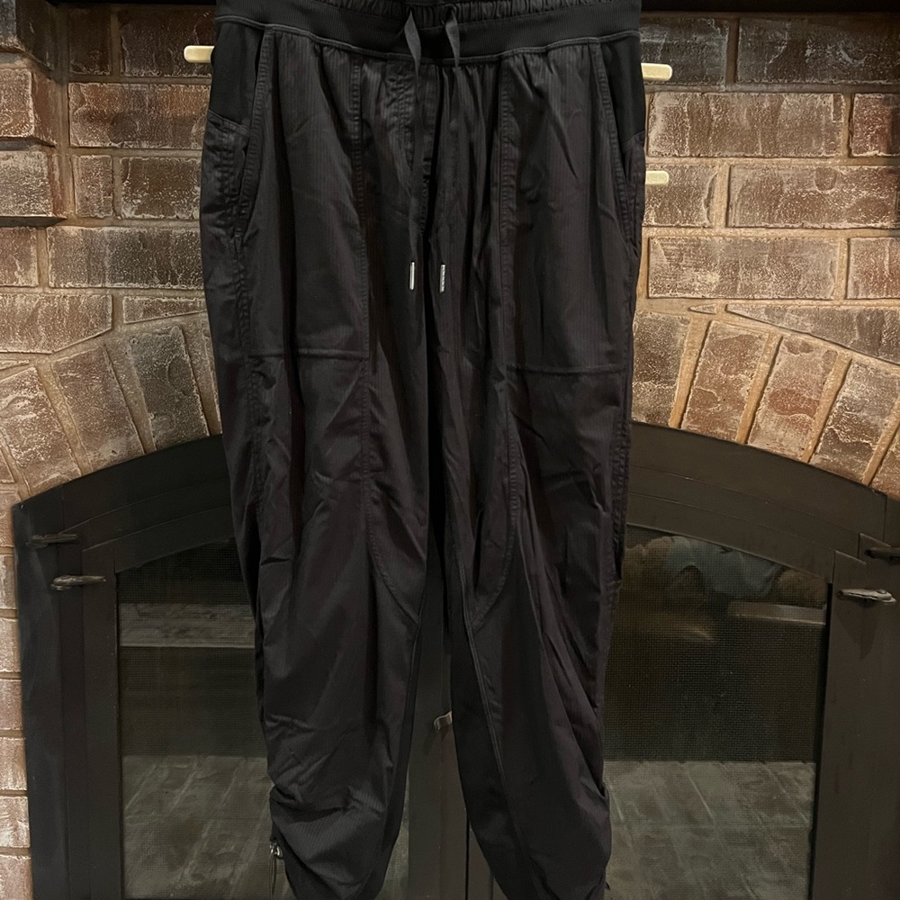 Lululemon lightweight joggers